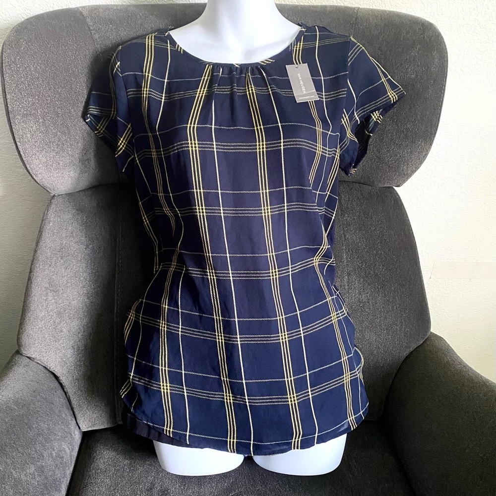 Women's Navy blue and yellow Petite Top By Van Heusen small